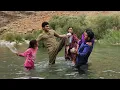 Download Lagu Did Maryam see Omid and Zahra's caresses when she left with her uncle forever?