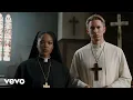 Download Lagu Rihanna ft.  Eminem - In my weakness ( Music Video )
