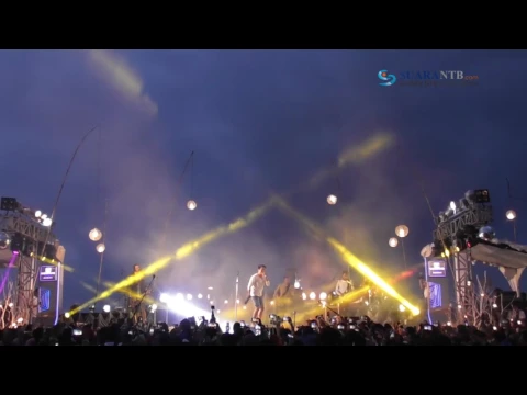 Download MP3 'Sunset Concert' NOAH - SEPERTI KEMARIN | OMBAK SUNSET - GILI TRAWANGAN #1