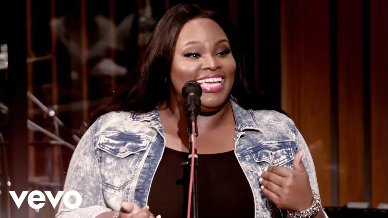 Tasha Cobbs - Put A Praise On It (Live) Tasha Cobbs - Put A Praise On It (Live)