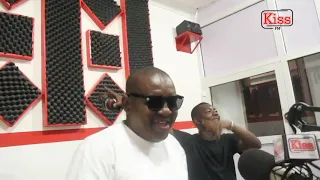 vibe lakutosha latawala wakati professor jay alivyo utambulisha wimbo wa kaza hii leo hapa kiss fm