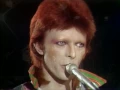 Download Lagu David Bowie - Space Oddity live excellent quality