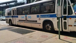 MTA NYCT Bus 1998 Nova Bus Rts T80O6 on the Q24 Alabama Avenue