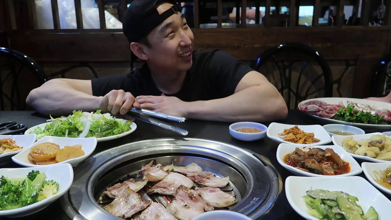 Korean BBQ 101 - Mukbang