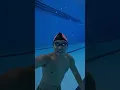 Download Lagu CHALLENGE MENYELAM DI KOLAM SEDALAM 5 METER! 😱🧜🏻‍♂️🌊