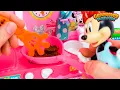 Download Lagu Minnie Mouse Dresses Up and Cooks Hamburger \u0026 Fries!