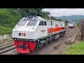 KERETA PASUNDAN MOGOK, LOKOMOTIF CADANGAN GERAK CEPAT MELUNCUR !
