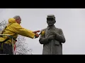 Bibber Memorial Chapel Owners Employee s Clean Berwick s Monument 2021 04 28