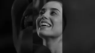 اجمل حالات واتس اب إيزيل وعايشه 