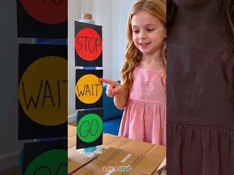 📦 OLHA! Semáforo de PAPELÃO! 🚦 #Craft #Kids