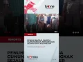 Download Lagu Caleg yang Didukungnya Lolos DPRD, Warga Ini Merangkak Dua Kilometer #shorts #tvone #news