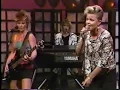 Download Lagu Go Go's - Head Over Heels/Yes or No live - Tonight Show 1984 (great sound/video)