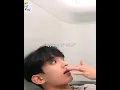 Lagu DK made eye contact with flight attendant while applying lip balm😆🤦🏻‍♀️#seventeen#dk#dokyeom#seokmin