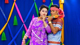 ওরে বাঁশী ওয়ালা তুই যে গলার মালা, আমি যে তোর আছি চির দাসী । মৌসুমী ।