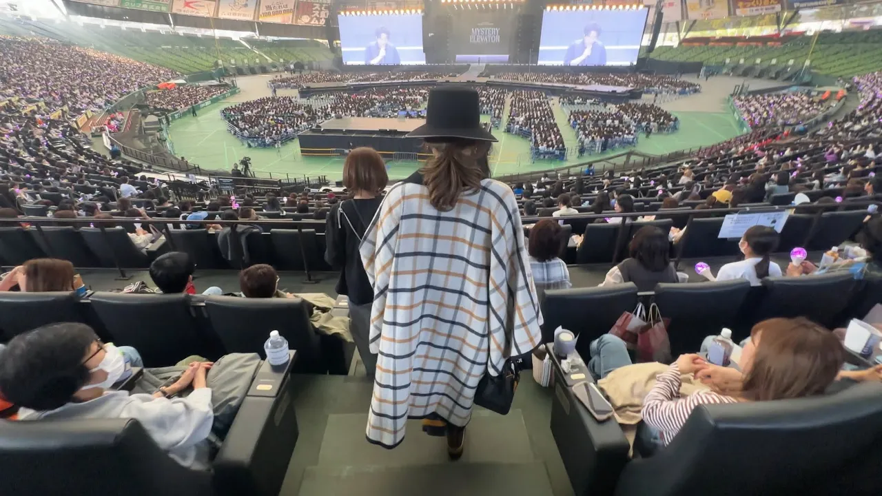 億万長者の女社長に同行したらとんでもなかった‼️