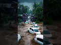 Download Lagu Suasana detik detik jalanan dihantam banjir bandang berlumpur#s