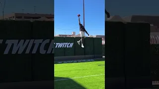 اللاعب الذي حطم جميع أرقام كريستيانو رونالدو في القفز بقفــــــــزت واحدة 