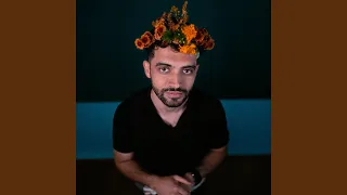                سعيد الحظ دندنها
