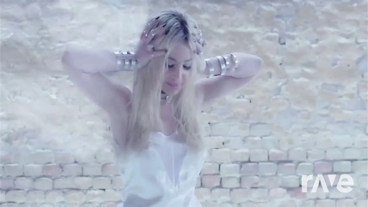 Maya berovic x Voyage x Breskvica- Broj (OFFICIAL VIDEO)