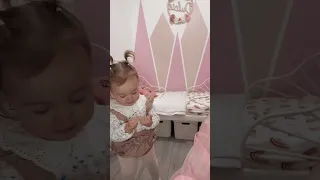 با دالسی آماده شو      لحظات مامانی و دختری    وایرال دندنها