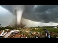 Download Lagu Tornado Destroys Family's Home In Front of Me