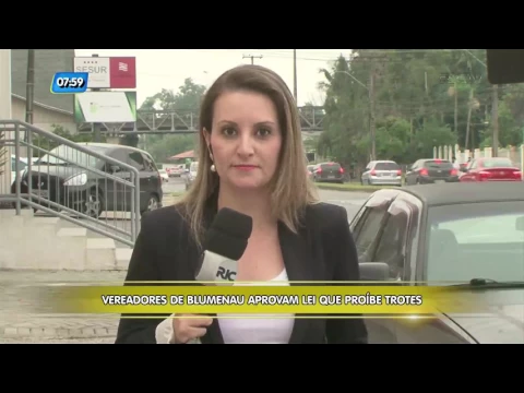 Vereadores aprovam projeto de lei que proíbe trotes universitários em Blumenau