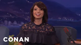 Kate Micucci Has A 24-Year-Old Frog CONAN on TBS