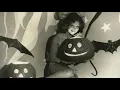 Lagu A Very Vintage Halloween! (1929-1969)