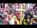 Download Lagu Thousands of Anti-Migrant Protesters join Tommy Robinson in London