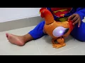 Walking animal toys Chicken laying eggs while walking hen toy with sound