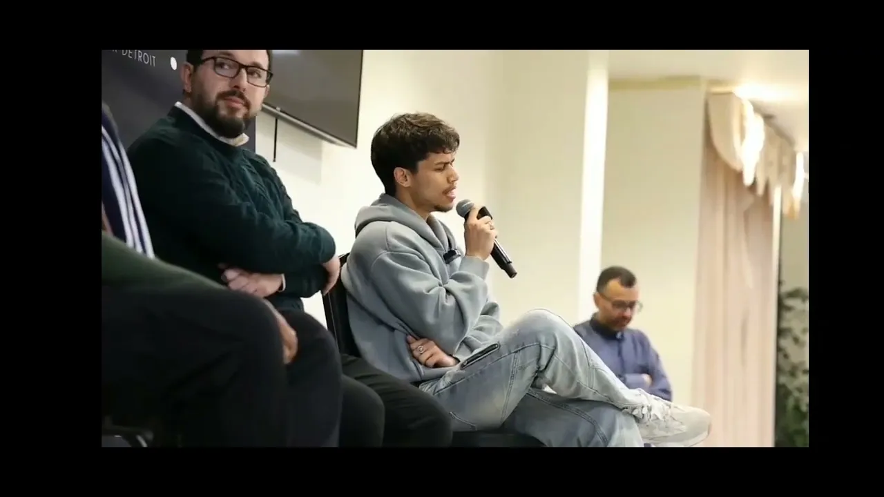 Harris J Reciting Surah Al Fatihah and Surah Ad-Duha Harris J Reciting Surah Al Fatihah and Surah Ad-Duha