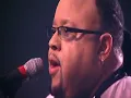 Fred Hammond sings Let The Praise Begin at Warehouse Worship