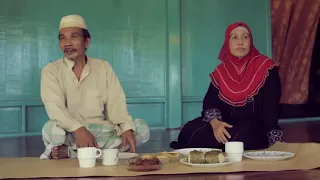 Download Penantian Ibu Bapak Saat Idul Fitri, Hargailah Orang Tua Selagi Masih Hidup   YouTube MP3