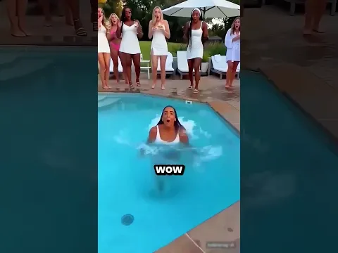 Su Bronceado Desapareció Al Meterse Al Agua 😱😭