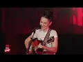 Amy Shark - It's Kinda Hot (Live at iHeartRadio, 2026)