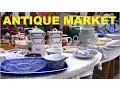 Antique Market (Pasar Barang Antik)