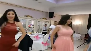 Cheb Adjel 2022 دراهمي راحوا غير سكرات مع الرشيقات الفاتنات ورقصهم الذي أبهر الجميع 