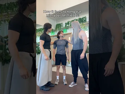 POV: When your friends are taller than you @MattLeonetti