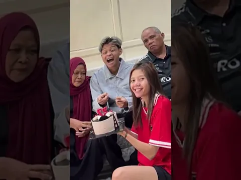 CIUM ADAM BIKIN SYIFA CEMBURU