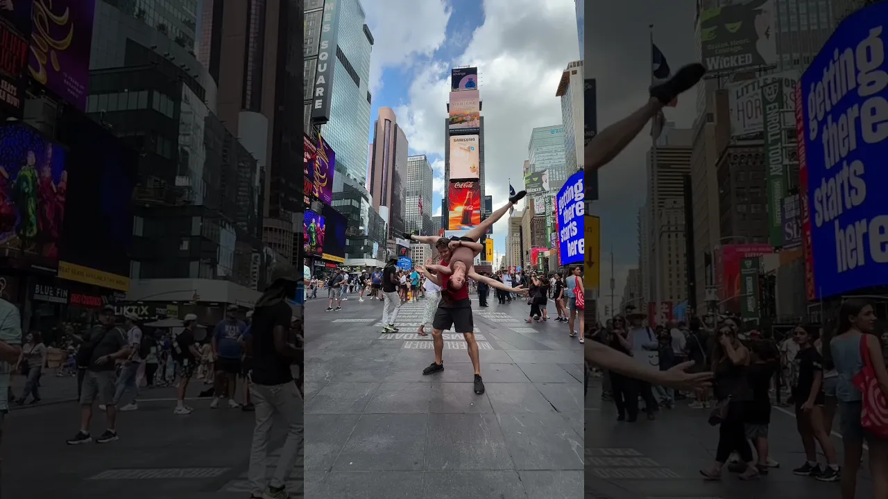 We couldn’t resist… 🫶🏻 #WestCoastSwing #ProfessionalDancers #NewYorkCity #Dancers #TimeSquare