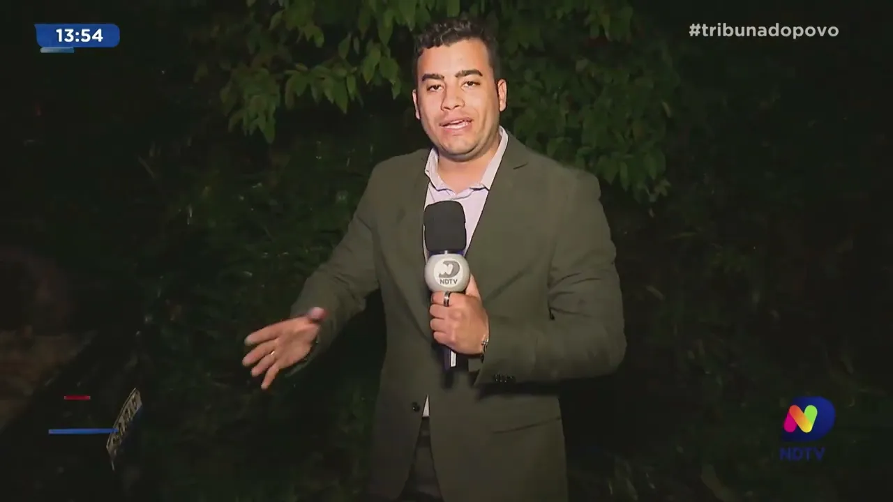 Serra Dona Francisca: carro capota e rodovia fica interditada para atendimentos