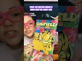 Lagu 1985: The hustler trades her Garfield stuff for some candy