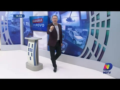 Trânsito: carro cai em córrego na Via Expressa em Blumenau