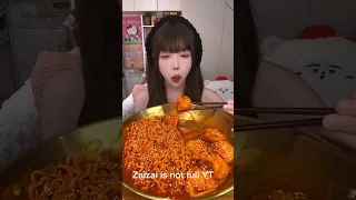 Juicy Soup Dumplings With Spicy TurkeyNoodles Xiaolongbao Turkey Noodles Spicy Eatbang 