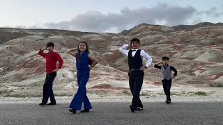 Son günlərin TikTok trendi – Vəfalım rəqsi Xızıda..! 💃🏔️