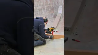 Our dream boat is coming more and more alive!This week we installed the floor beams ⛵️