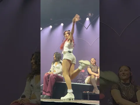 Voici la 2ème activité préférée d’Elisa (après dormir) !
