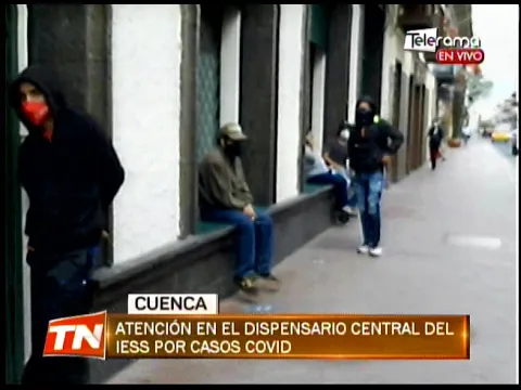Atención en el dispensario central del IESS por casos covid