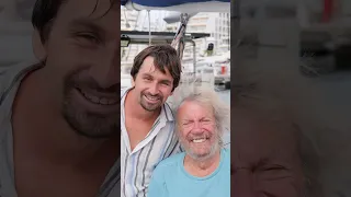 Merci à Antoine et Francette de nous avoir fait l’honneur de venir à bord de notre bateau ! 🤩⛵️