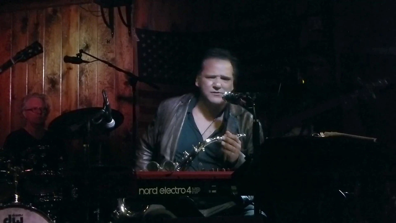 Paulie Cerra Band with Jade MacRae~full show at Joe's in Burbank 4/12/18